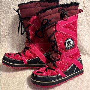 Sorel Fuchsia and Black Quilted Boots